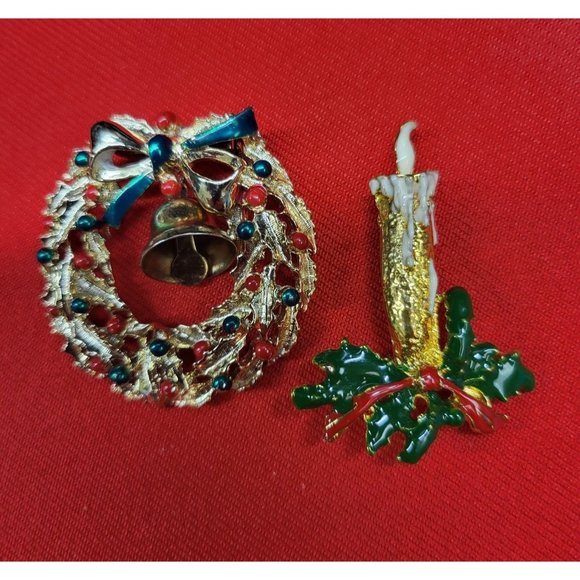 Christmas Pins/ Brooch Set of 2 Christmas Wreath & Bell & Candle Pins - Picture 2 of 9